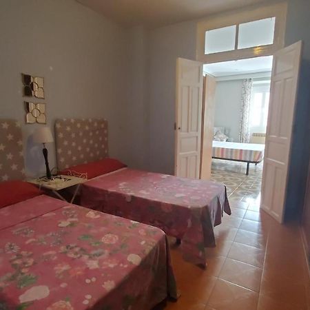 Hostal Martes Caceres Plaza Mayor - Tercer Piso Sin Ascensor Экстерьер фото