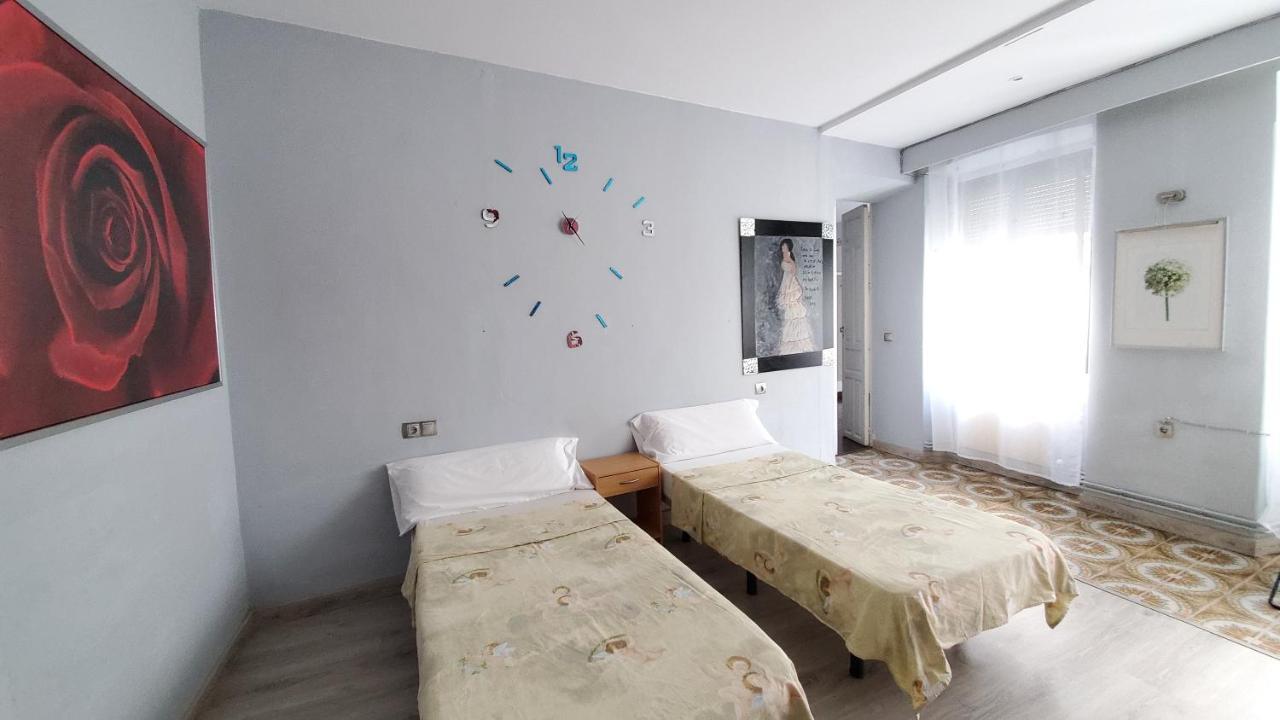 Hostal Martes Caceres Plaza Mayor - Tercer Piso Sin Ascensor Экстерьер фото